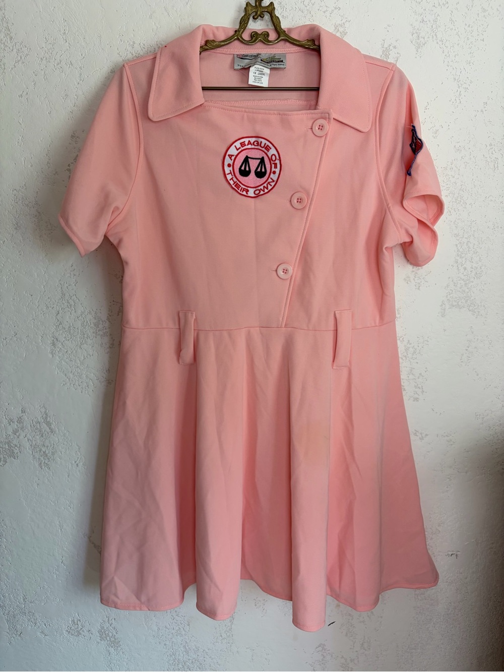"A League of Their Own" Dottie costume - Picture 2 of 11